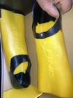 Finis Z2 Zoomer Fins Yellow Gold - Size E  Classic Short Fin Men 8-9 wom 9-10