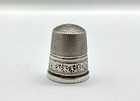 Vintage Solid Sterling Silver Thimble - Textured Pattern   Detail