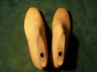 Pair Vintage Wood Size 8-1 2 B  69 Shoe Factory Industrial Last Molds  f-11
