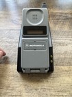 Motorola Vintage Gray Flip Cell Phone Large Buttons Vibration Charger 9ln5039c