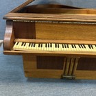 1939 General Television Model 534 Novelty Wood Piano Tube Radio