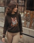      Rawr  Rare Vtg 1960 70 s Cyn Les Shirlee Tiger Embroidered Sweater Wildlife L