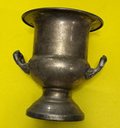 Vintage Oneida Silver Co Victorian Pedestal Champagne Ice Bucket Silver Plate