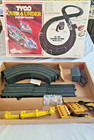 Rare Tyco Over   Under Electric Racing  6610 - Vintage 8 5ft Track Lot Boxed 