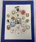 18 Vintage Reverse Carved Lucite Buttons Sizes Range 3 4   x2    Floral    Geometric