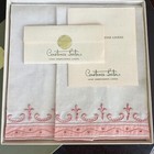 Vtg Constance Leiter Fleur De Lis Madeira Pink Embroidered Linen Pair Of Towels