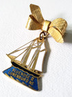 Bluenose Ii Ship Lunenburg Ns Nova Scotia Metal Enamel Pin Brooch With Bow