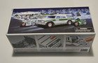 2004 Hess Truck Sport Utility Vehicle   Motorcycles  W Original Sales Bag  nib 