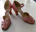 Vintage Miles 1940s 50s Pink Silk Peep Toe High Heel Shoes Leather Soles 9 5   7