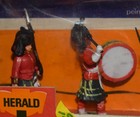 Vintage Britains Herald Models No  4106 Highlanders 6 Piece Set In Original Box
