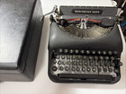 Vintage 1940s Remington Rand Deluxe Model Portable Black Typewriter Case  Works 