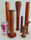 Lot Of 6 Antique Primitive Wooden Industrial Textile Spools Bobbins   1 Plastic