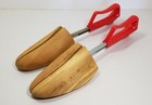 Vintage Florsheim Men s Shoe Trees Cedar  4 Excellent Pre-owned Condition