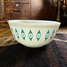     rare    Vintage Limited Edition Pyrex Atomic Eyes Chip And Dip Bowl
