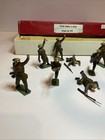 Vintage Britains Set 1616 British Infantry In Action Toy Soldiers Red  Box 15pcs