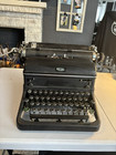   Rare   Antique 1930s 40s Royal Typewriter Black Vintage  No Missing Parts