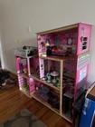 Kidkraft Used Dollhouse W some Wooden Furniture Huge