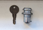Original Seeburg 3w1 3w100 Wallbox Lock Key S182