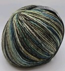 K   C Superwash 100  Merino Fine Wool Luxe Yarn Oil Slick Color 3 5oz Weight  2