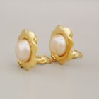 Chanel Cc Logo Imitation Pearl Flower Button Earrings Clip-on 96 P Gold 30rk753