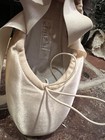 Pointe Shoes Ballet - Women  Size 6  Xxxxx  New Condition