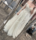 David   s Bridal Ivory Sweetheart Neckline Sleeveless Wedding Gown   Matching Veil