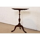 Baker Furniture Style Georgian Tilt-top Pedestal Tea Table Or Side Table
