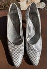 Vtg St  John Pailette Women s Heels Evening Shoes Silver Size 8b