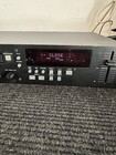 Denon Compact Disc Mp3 Player Dn-c635 Rack Mounted