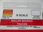 Micro-trains Stock  00310032  1033-10  Roller Bearing Trucks Medium Couplers