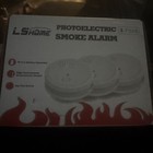 New 9-volt Battery Operated Smoke Detector With Photoelectric Sensor Item 3pack