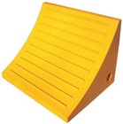 Grainger Approved 1gul5 Wheel Chock 15 In W X 11 In H yellow 1gul5