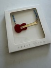 New Meri Meri Guitar Necklace Plastic Chain And Cord In Box Sweet Thing Red Blue