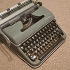 Olympia Sm3 Typewriter With German Vowel Keys          Great Condition Type Writer