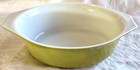 Vintage Pyrex  Avocado Oval Casserole Dish With Lid 043 1 5 Qt Excellent Cond