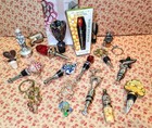 Vintage Finds 18 Pc Wine Bottle Accessory Lot stoppers  Pourers  Charms eclectic