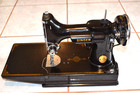 Beautiful Vintage Singer 221 Featherweight Sewing Machine Scroll Front 1946