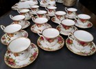 Beautiful Royal Albert Old Country Rose Huge Dinnerware Set Made In England