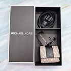 Michael Kors Airpod Case With Lanyard Gift Box