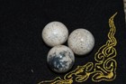 3 Ancient Round Greco Bactrian Stone Bead With White Patina In Good Condition