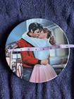 Elvis Presley    kissing Elvis    Elvis  Young And Wild Collection Plate  9890a