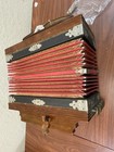 Universal D r g  Schutz No  35941 Antique Accordion - Works  - No Cse