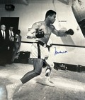 Muhammad Ali Signed Framed Autograph 28x38 Photo Psa Dna 3a48084 Ali 1327569