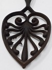 Primitive Vintage Cast Iron Heart Shaped Trivet Rustic Patina 9 1 4  Long