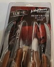 New Rubies A Nightmare On Elm Street Freddy Krueger Deluxe Glove Replica 
