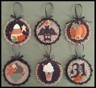 Pre-cut Wool Blend Felt October Treats Ornament Kit - Mini Penny Rug