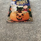 Pillsbury Come   Eat Cookbook Fall 2000 Snoopy Linus Great Pumpkin Halloween 