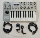 Novation X-station 25-key Analogue Modeling Polyphonic 8voice Synthesizer W cord