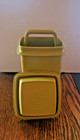 Vintage Green Tupperware Pickle Keeper Container   Drainer  1330-3 Made In Usa