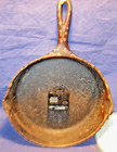 Vintage 9  Cast Iron Skillet Frying Pan Kitchen Clock Black Gold Battery Operate